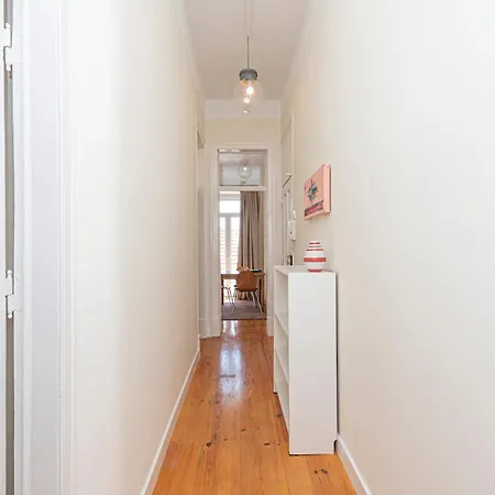 Apartment Sunny Lisbon Gem Bicas