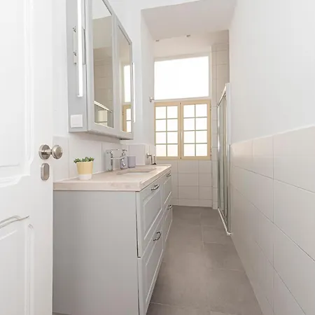 Apartment Sunny Lisbon Gem