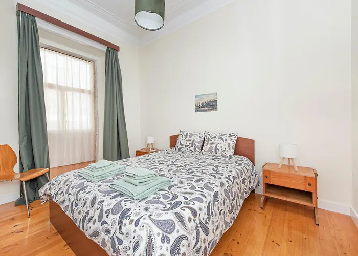 Sunny Lisbon Gem Apartament Bicas